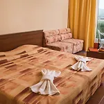 Ξενοδοχείο Plamena Palace 4*
