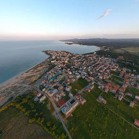 מלון Plamena Palace 4*