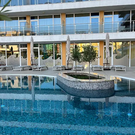 Plamena Palace פרימורסקו