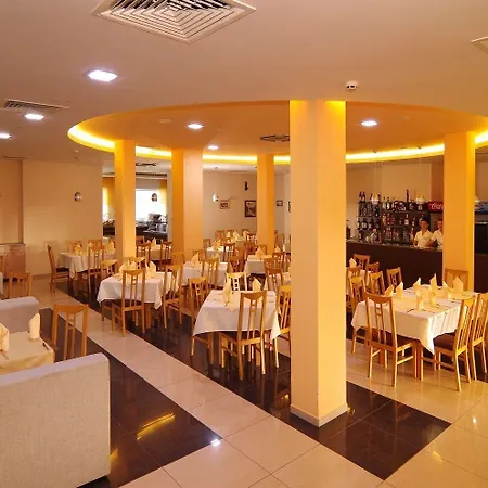 מלון Plamena Palace פרימורסקו