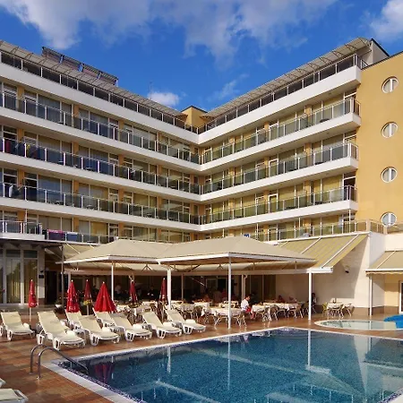 Plamena Palace מלון