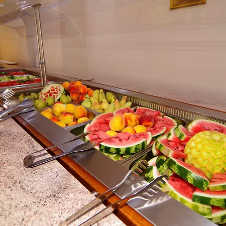 Plamena Palace מלון 4*