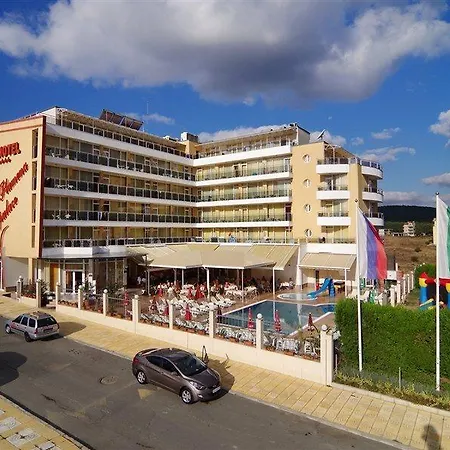 מלון Plamena Palace 4*