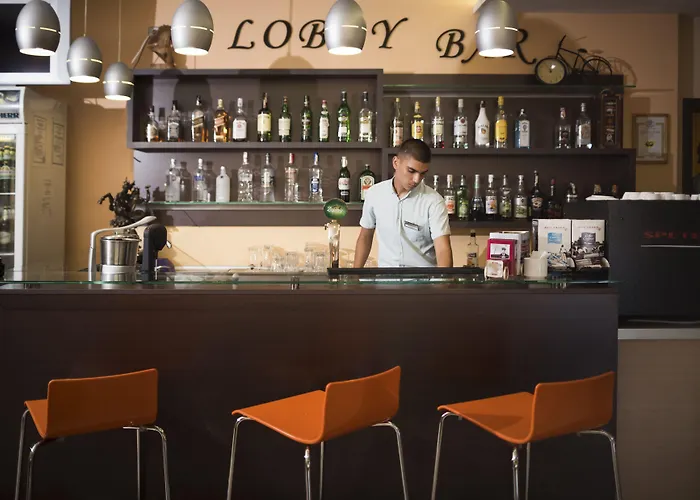 ホテル プラメナ パレス プリモルスコ