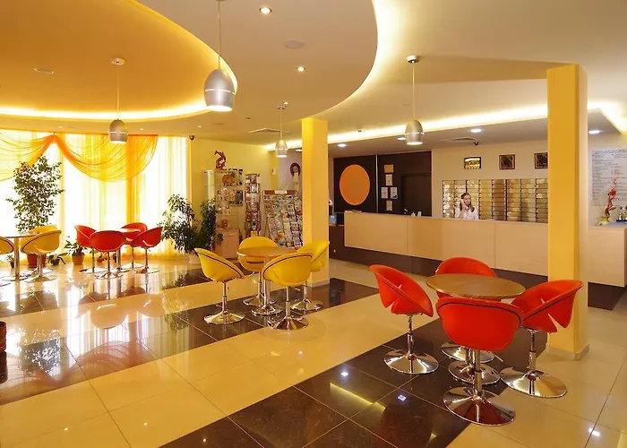 プラメナ パレス ホテル 4*