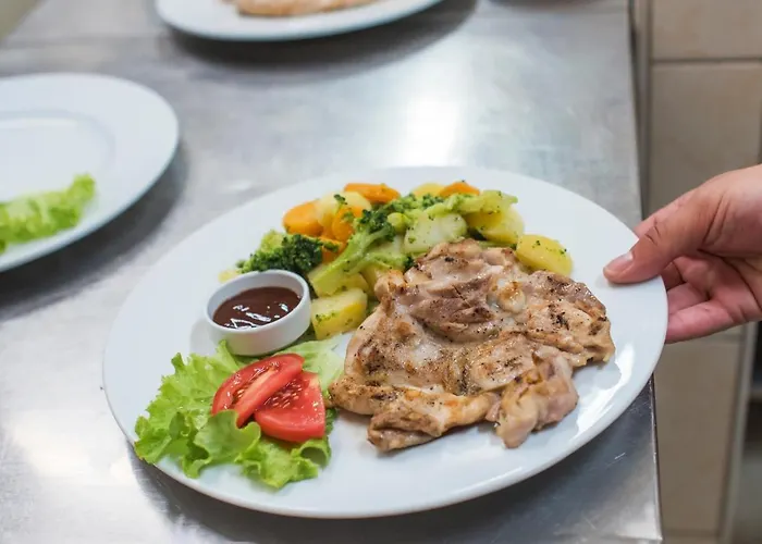 ホテル プラメナ パレス 4*