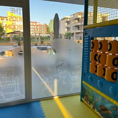 普拉梅娜宫酒店 酒店 4*