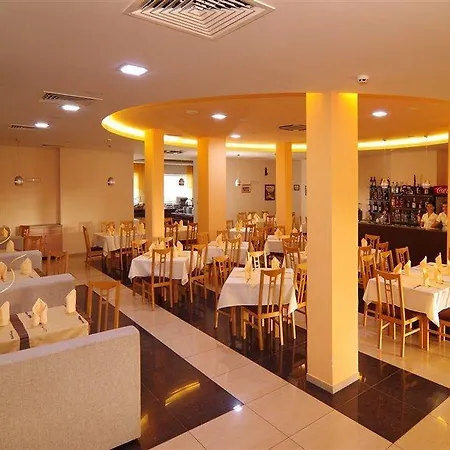 فندق Plamena Palace 4*