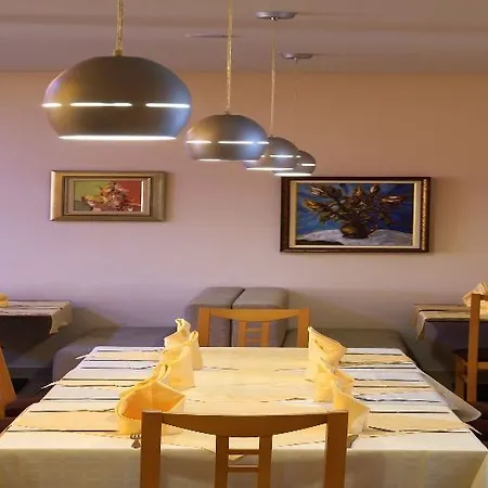 Plamena Palace