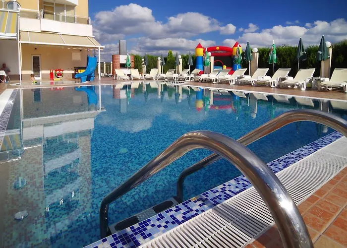 Plamena Palace Hotel